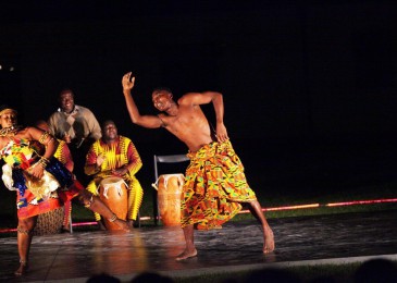 Ghana Dance Ensemble, Photo: Dragan Dragin